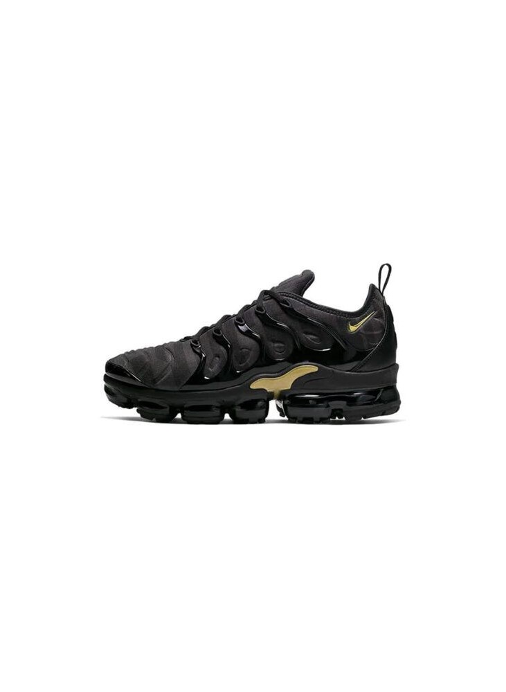 NIKE AIR VAPORMAX PLUS - BLACK GOLD