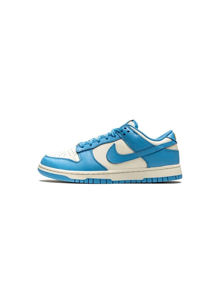 NIKE DUNK LOW - COAST